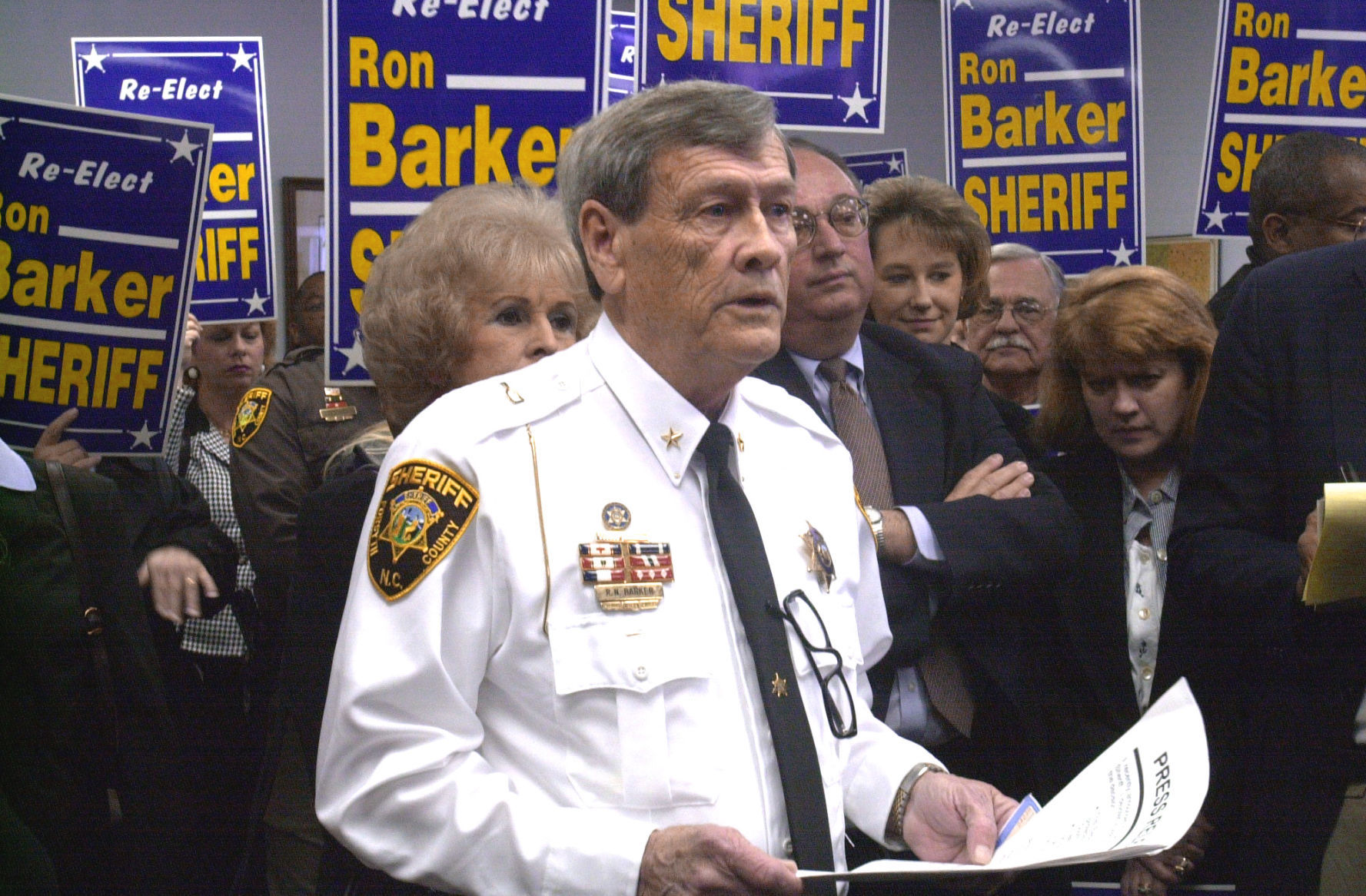 Former Forsyth County Sheriff Ron Barker dies