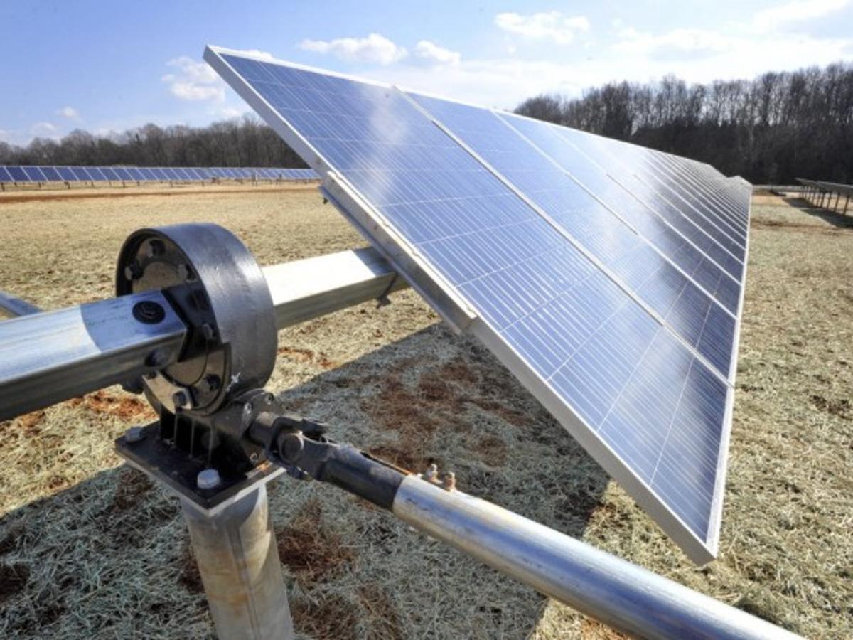 Solar Farm In Davidson County Feeds Power Grid With Renewable Energy Business News Journalnow Com