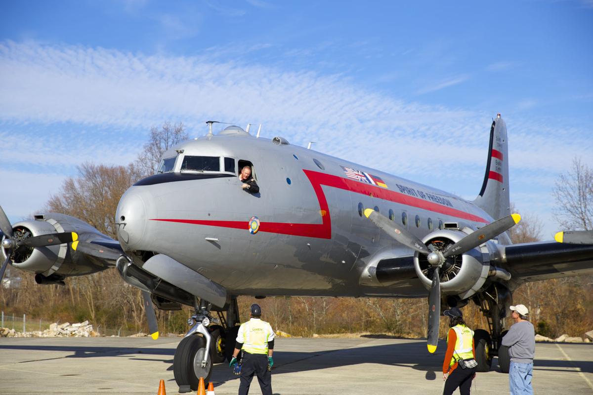 'Spirit of Freedom' of Berlin Airlift fame flies south to Winston-Salem