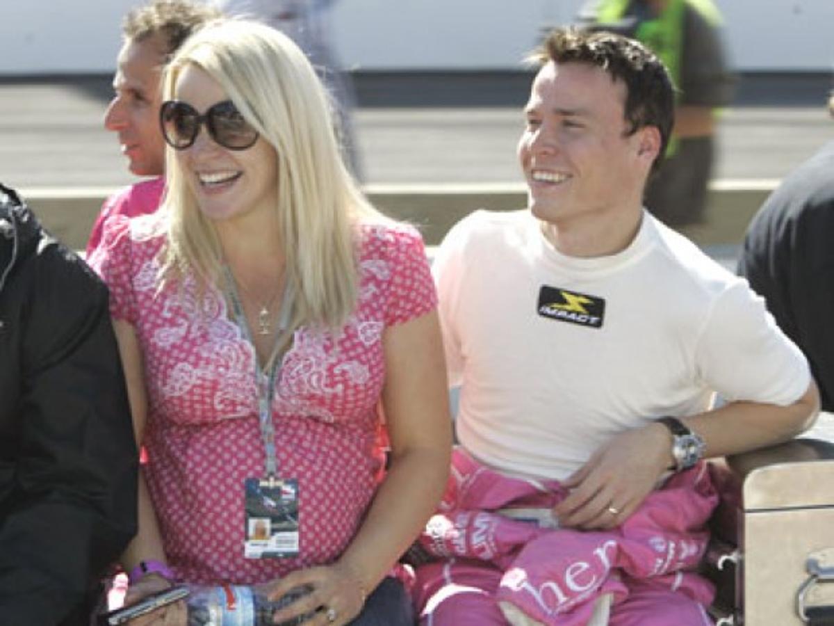 Scheduling Conflict Driver Lloyd S Wife Has Due Date On Race Day National Journalnow Com