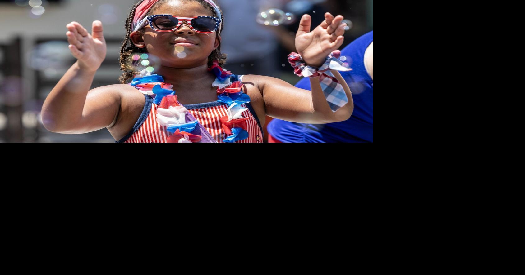 Photos of the Independence Day festival downtown