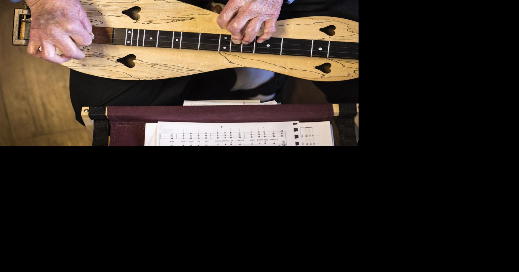 The dulcimer teacher