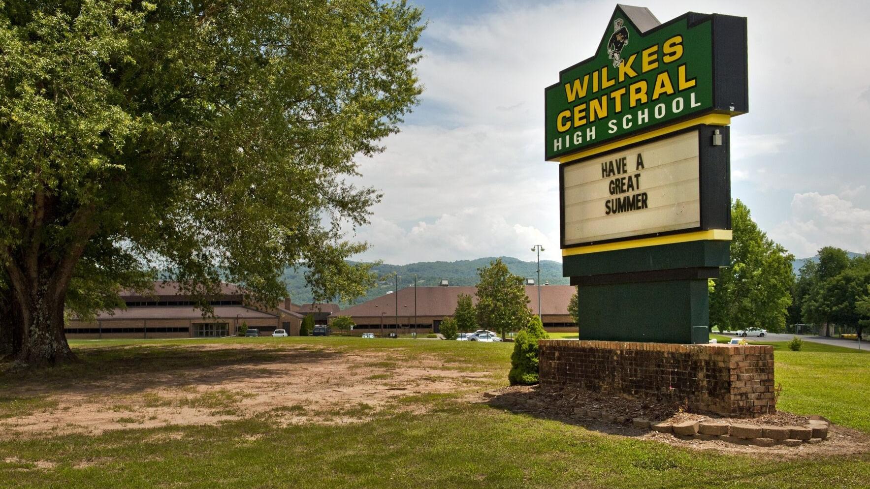 Wilkes Central students accused of assaulting another student with broom handle; father questions how school officials treated incident - Vimarsana News