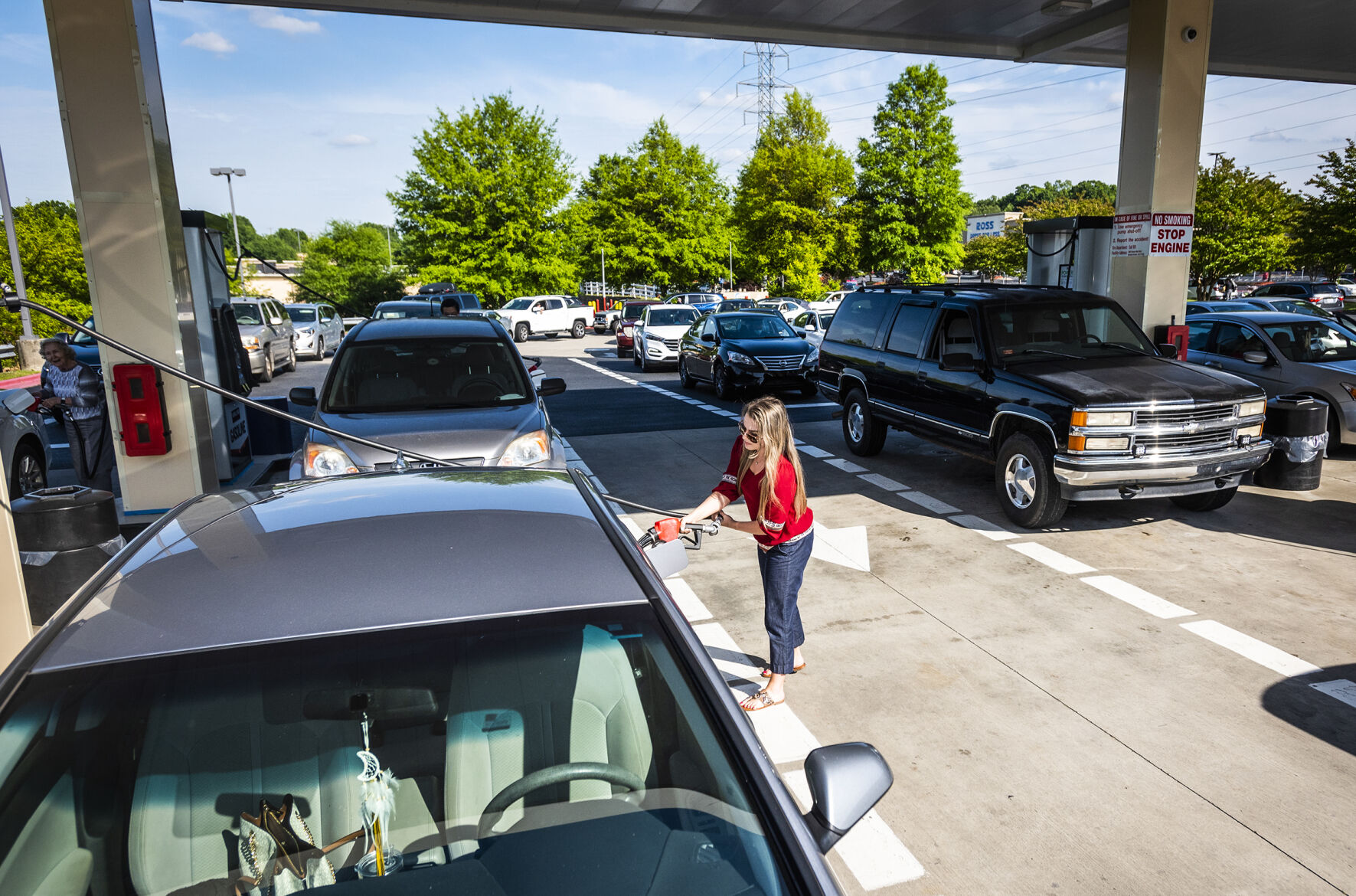 Costco hanes 2025 mall boulevard winston-salem