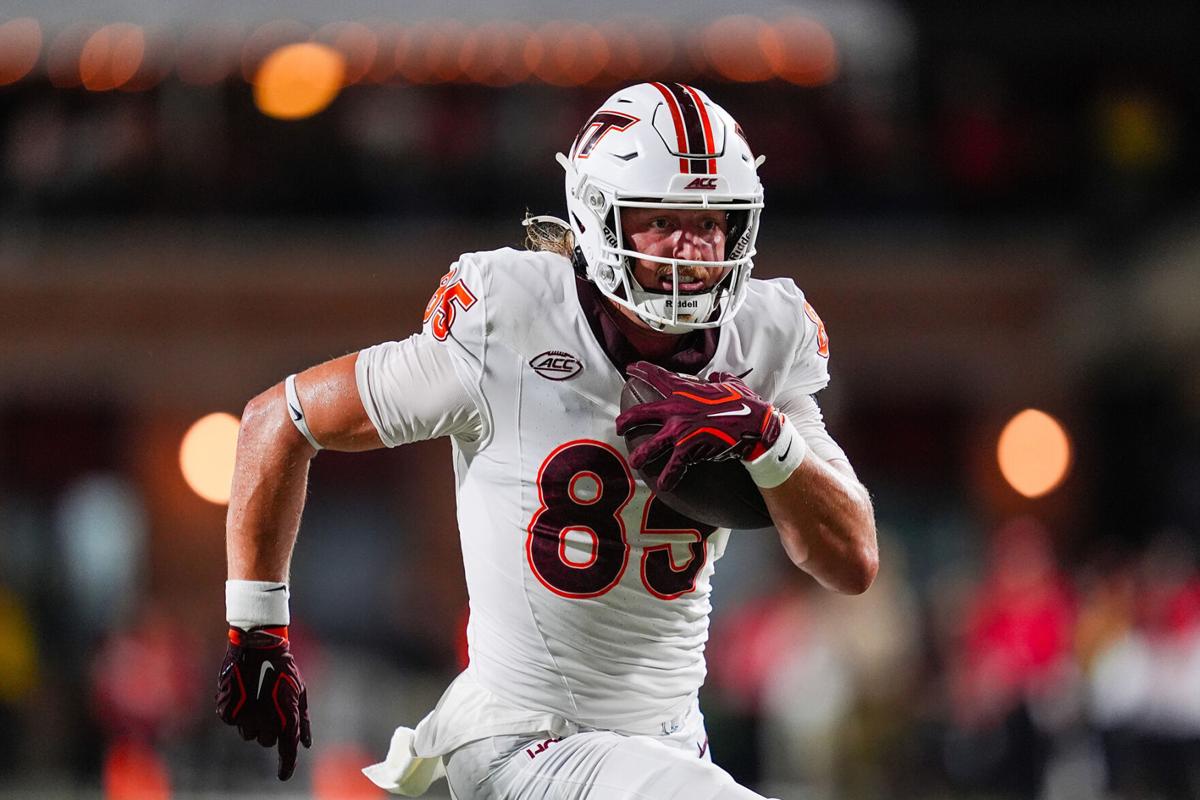 Reynolds earns Mackey Award Player of the Week honors