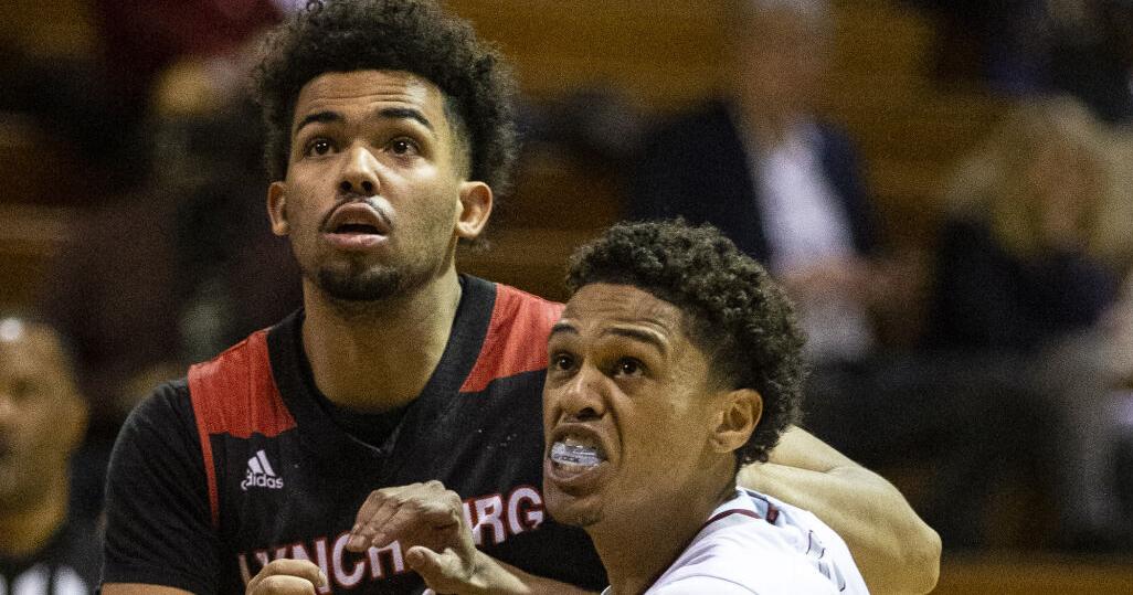 Elijah Davis, son of Hubert Davis, carving his own path on the court at University of Lynchburg Elijah Davis, son of Hubert Davis, carving his own path on the court at University of Lynchburg