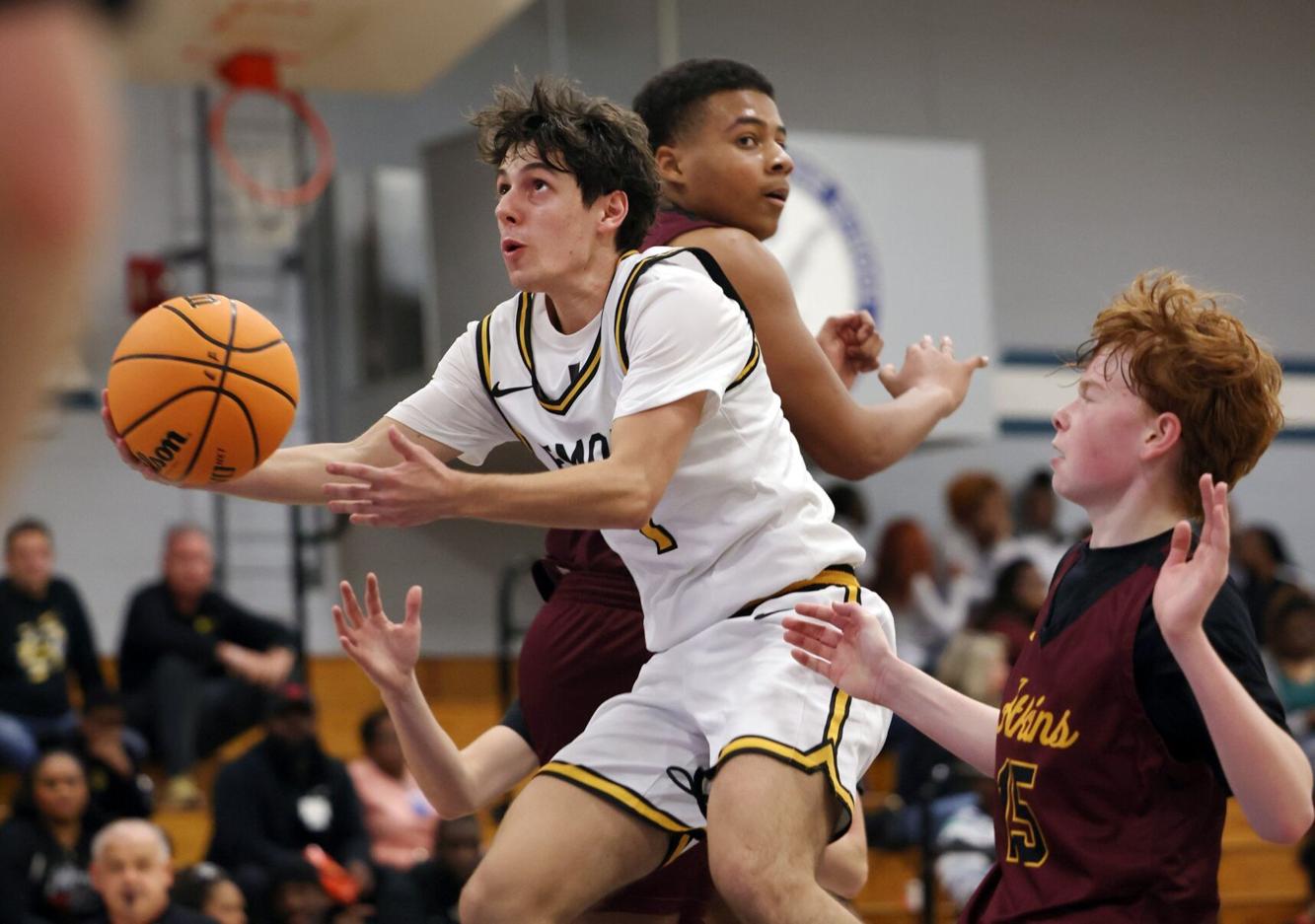 PHOTOS Reynolds, WinstonSalem Prep win opening round matches of Frank