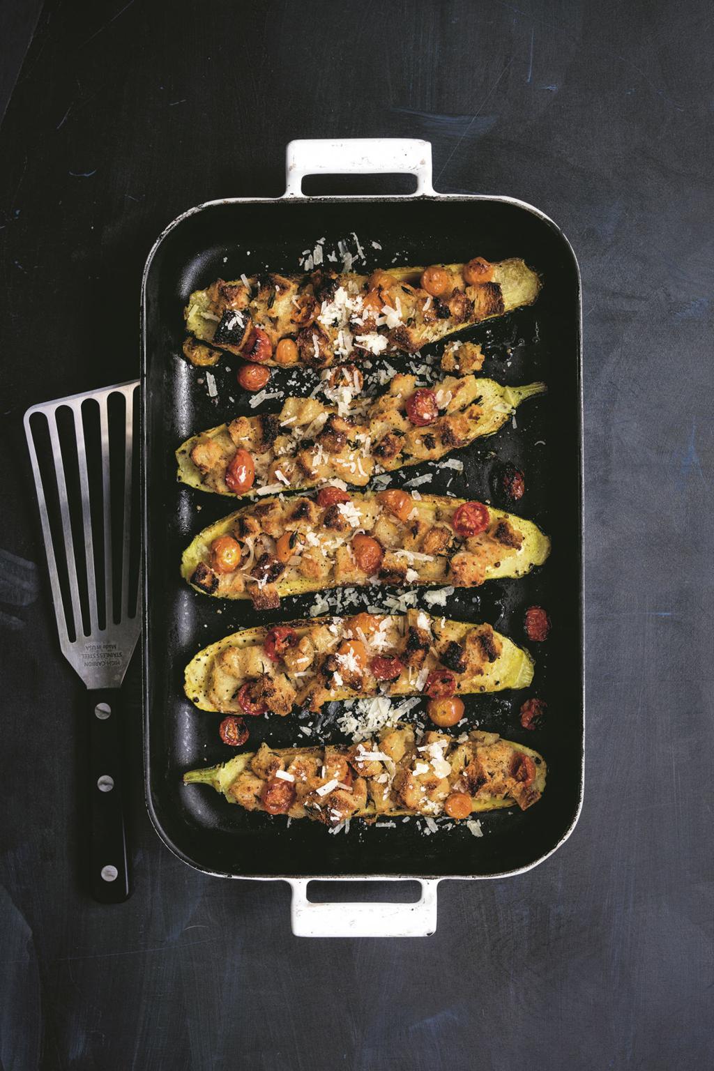 A New Year S Roast Three Ways For Carnivores Fish Lovers And Vegetarians Dining Journalnow Com