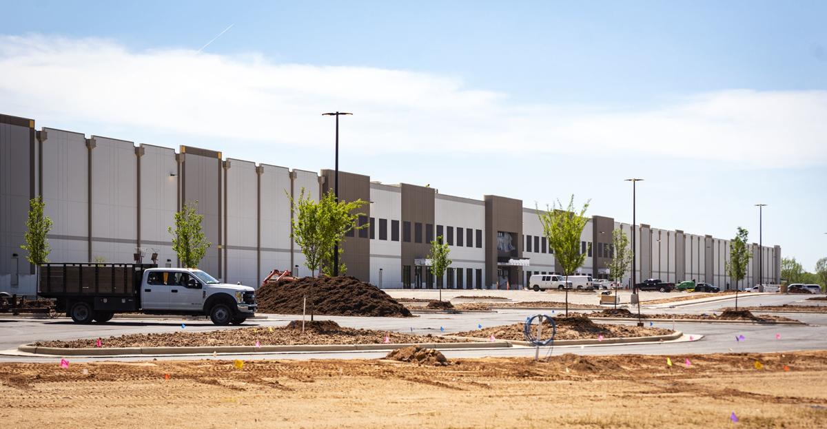 Amazon Plans Quick Hiring Program Once Fulfillment Center Is Ready Business News Journalnow Com