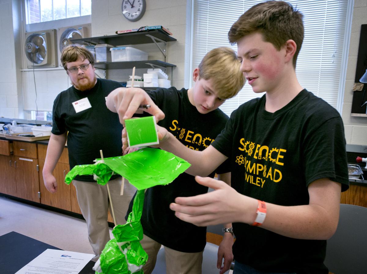 Carolina STEM Challenge®: Mousetrap Cars Kit