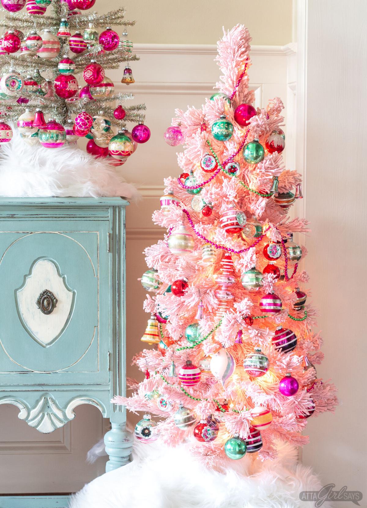 Vintage White Christmas Tree with Shiny-Brite Ornaments : Atta