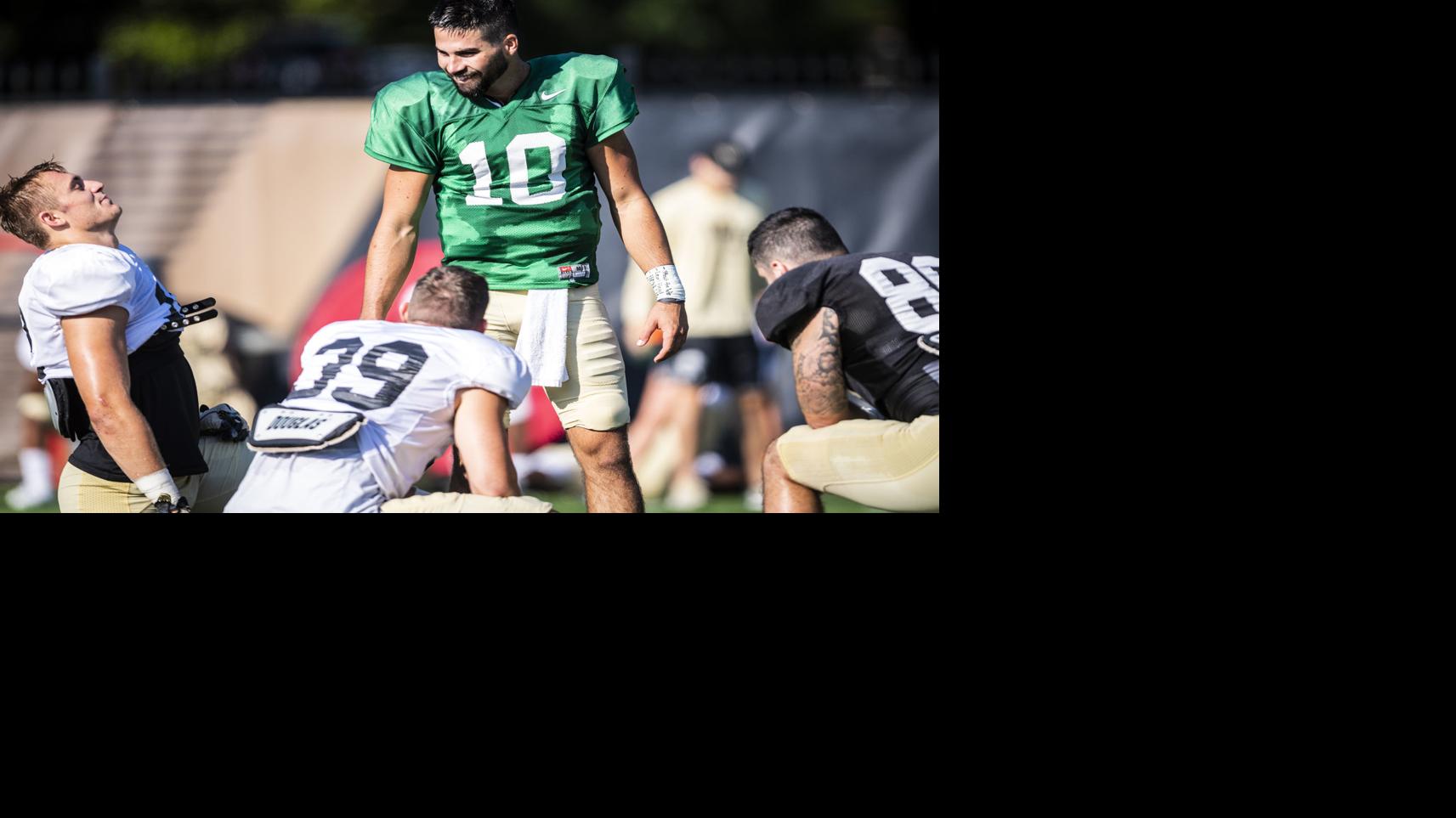Call Of Duty How Sam Hartman S Development As Leader For Wake