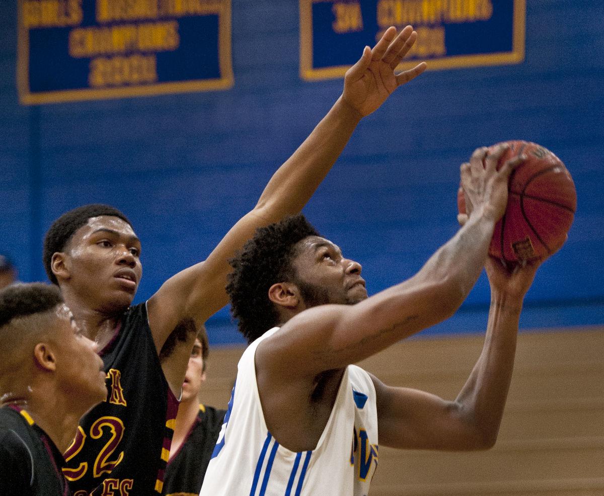 Carver 63 South Stokes 42 High School Journalnow Com