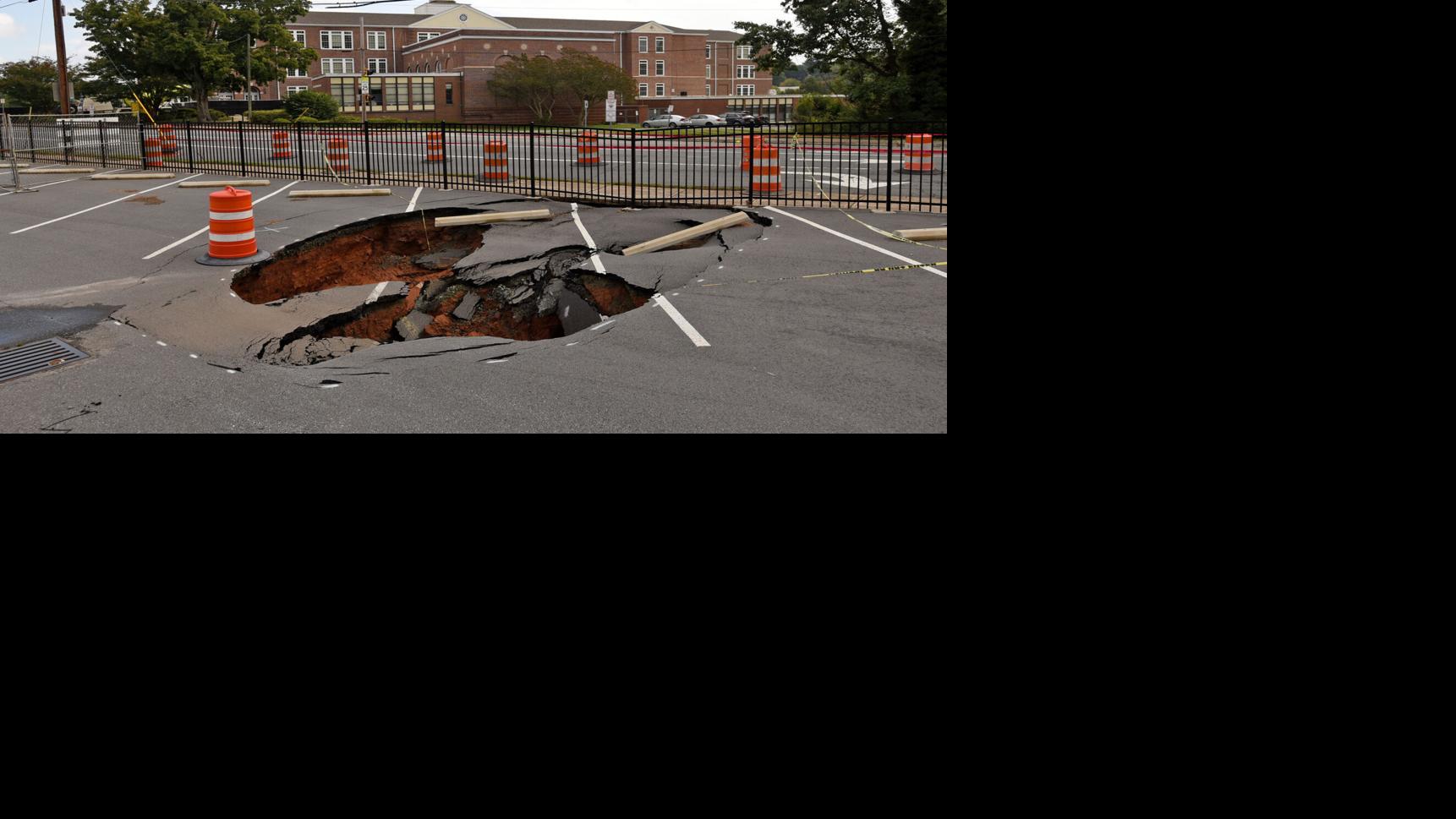 Sinkhole grows to car ingestion ratio in under two weeks in the Winston-Salem |  local news