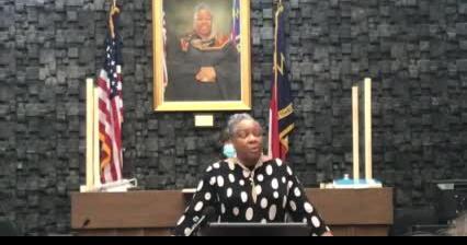 A portrait of retired Judge Denise Hartsfield is unveiled in the Forsyth County Hall of Justice, making Hartsfield the first Black woman to have her portrait hang inside the courthouse - Vimarsana News