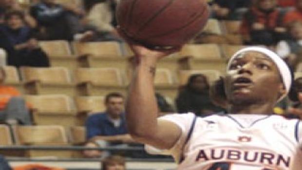 College Basketball Roundup State Women Beaten By Michigan