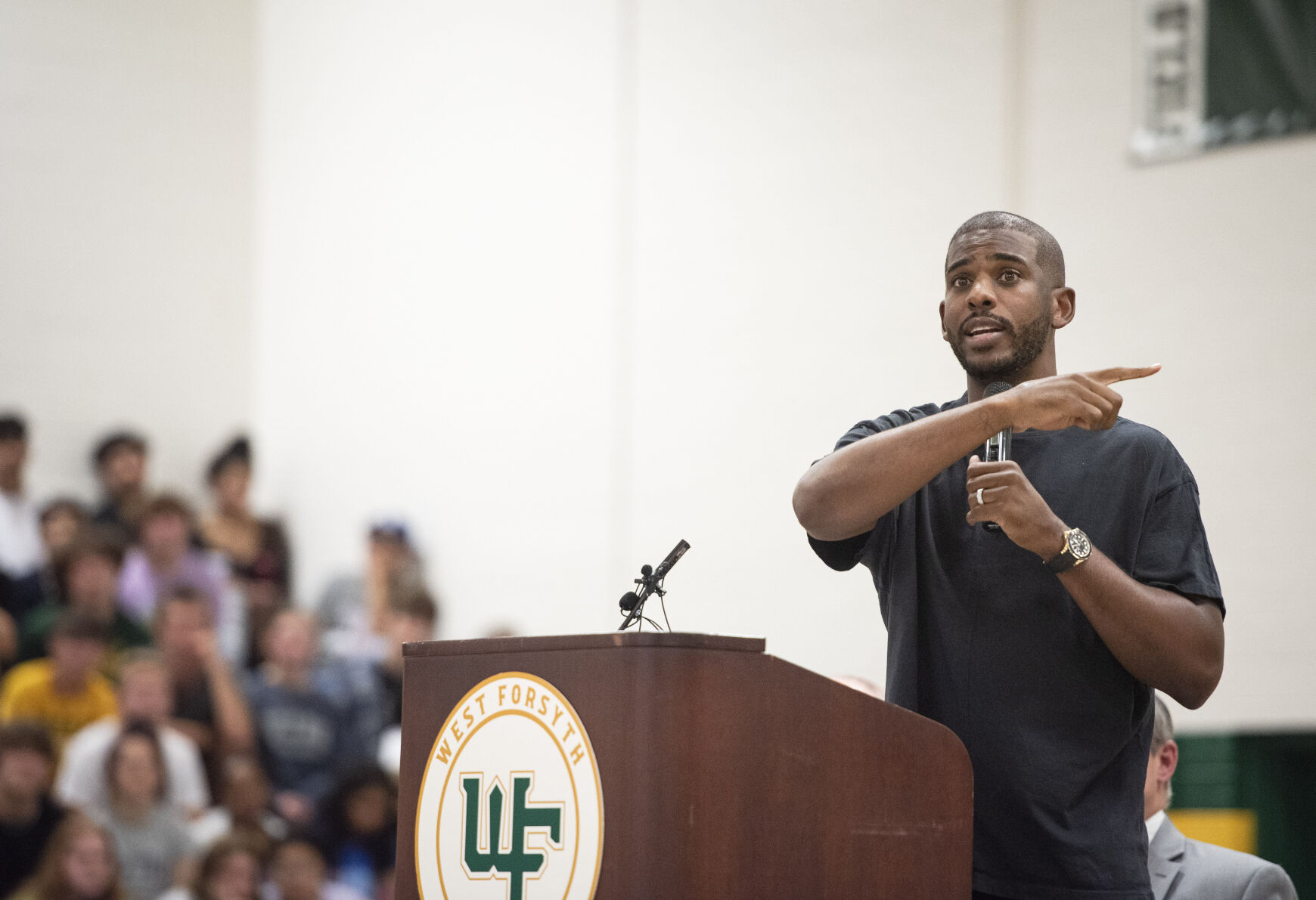 West Forsyth announces inaugural Sports Hall of Fame class that includes NBA star Chris Paul