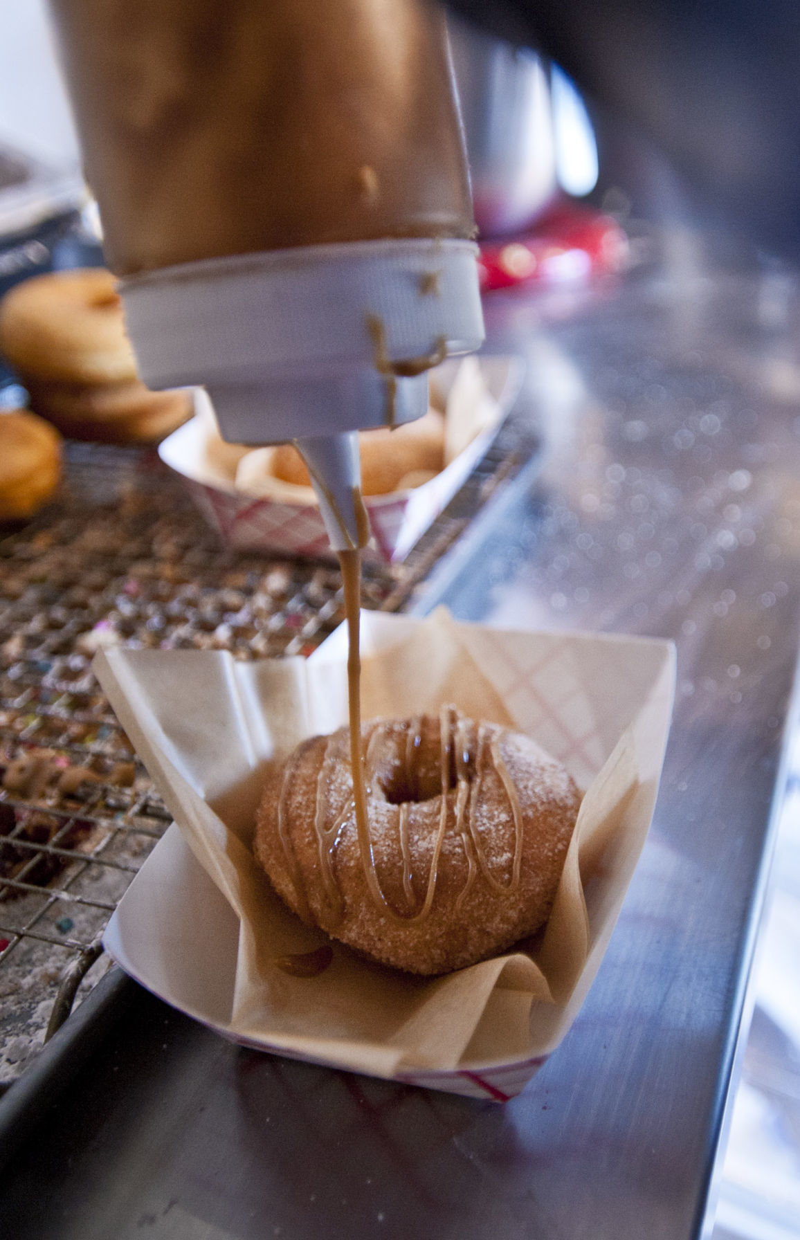 Dough Joe's fries up hot doughnuts to order Food