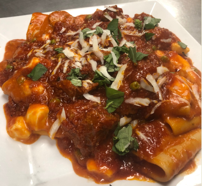 Mediteraneno Pizza dish