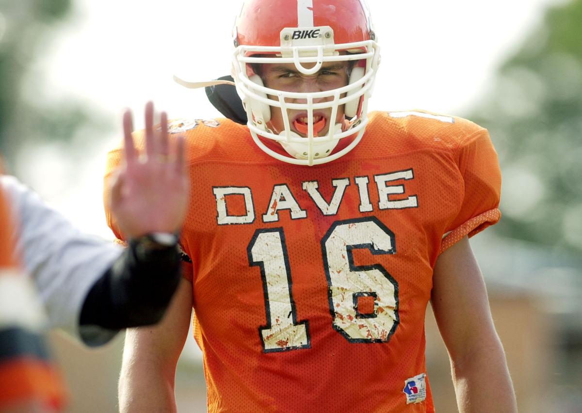 Final Game At Davie S War Eagle Stadium Ends 56 Years Of Football