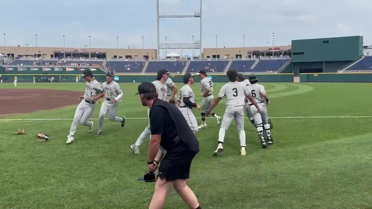 LSU takes down Wake Forest 2-0 in 11 innings