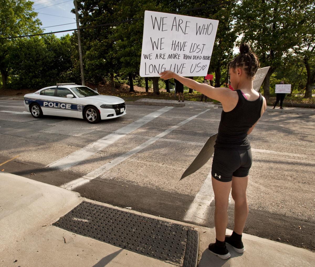 Series Of Peaceful Black Lives Matter Protesters Take To Winston Salem From Morning To Night Z No Digital Journalnow Com