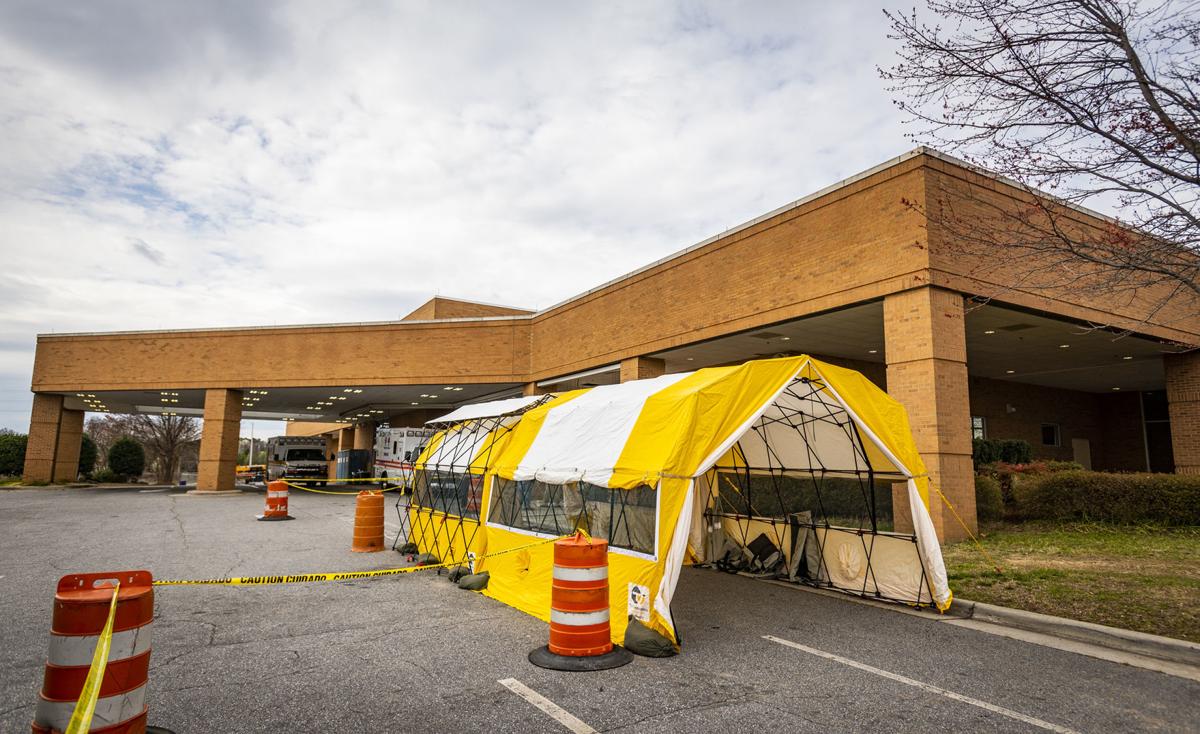Covid 19 Cases Near 300 In Nc Forsyth Still At 12 Guilford Is At 11 Local News Journalnow Com