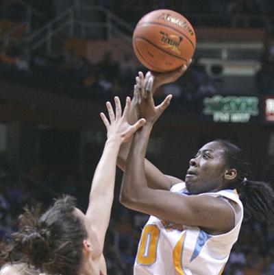 Women S College Basketball Top 25 Roundup No 1 Uconn Tops Fsu