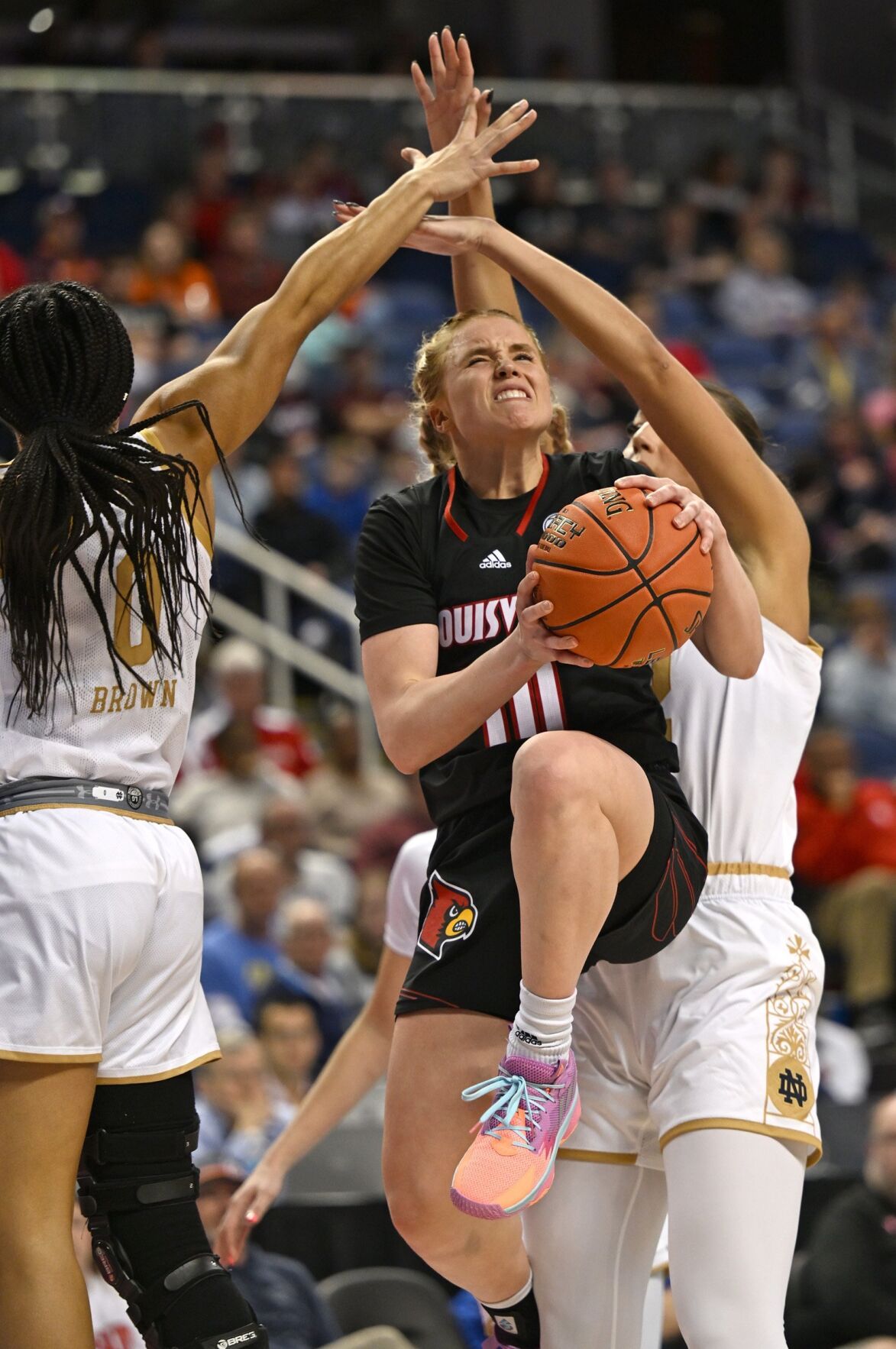 AT THE BUZZER, Louisville women get on a roll, romp over Notre Dame into  ACC title game, Sports