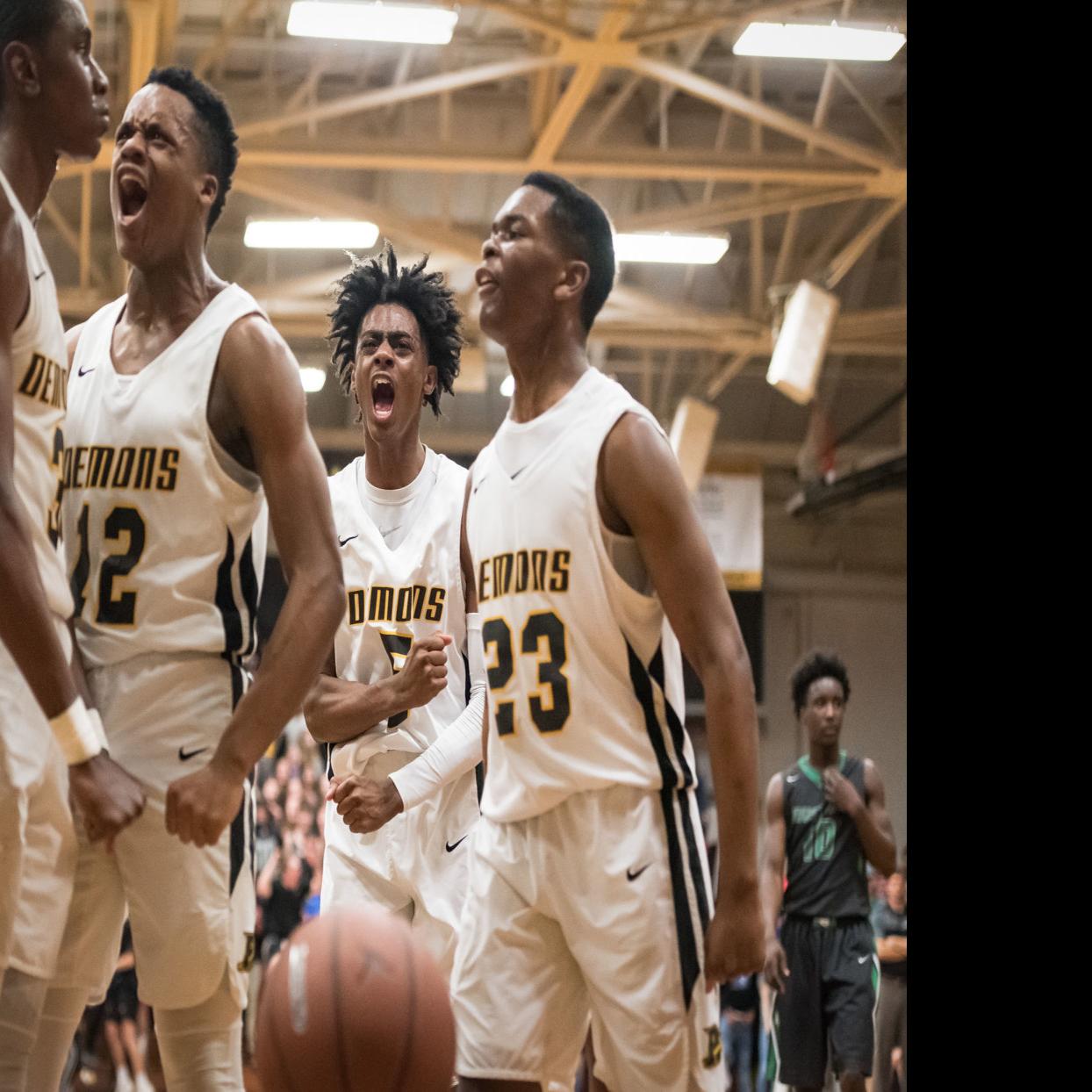 Big Burst In Fourth Quarter Pushes Reynolds Past Charlotte Myers