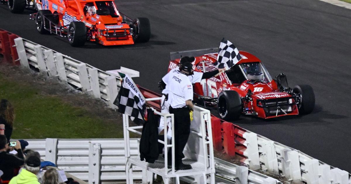 PHOTOS: Bowman Gray Racing, April 29
