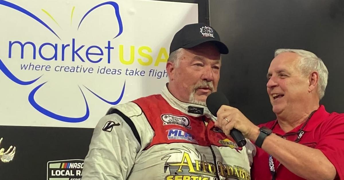 'Tiger' Tommy Neal wins first Sportsman race on Saturday night