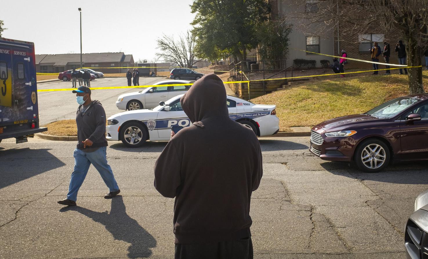 Shooting leaves 1 dead outside WinstonSalem apartment building Wednesday