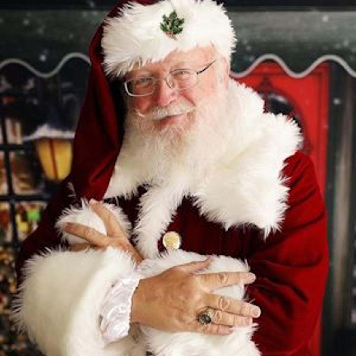 The Jolliest Hall Of All Greensboro Man Inducted Into International Santa Claus Hall Of Fame Z No Digital Journalnow Com Guilford County Christmas Parade Schedule 2021