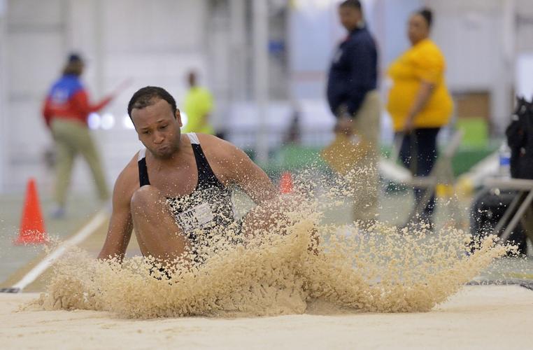 wsj_0323_Masters_track 04