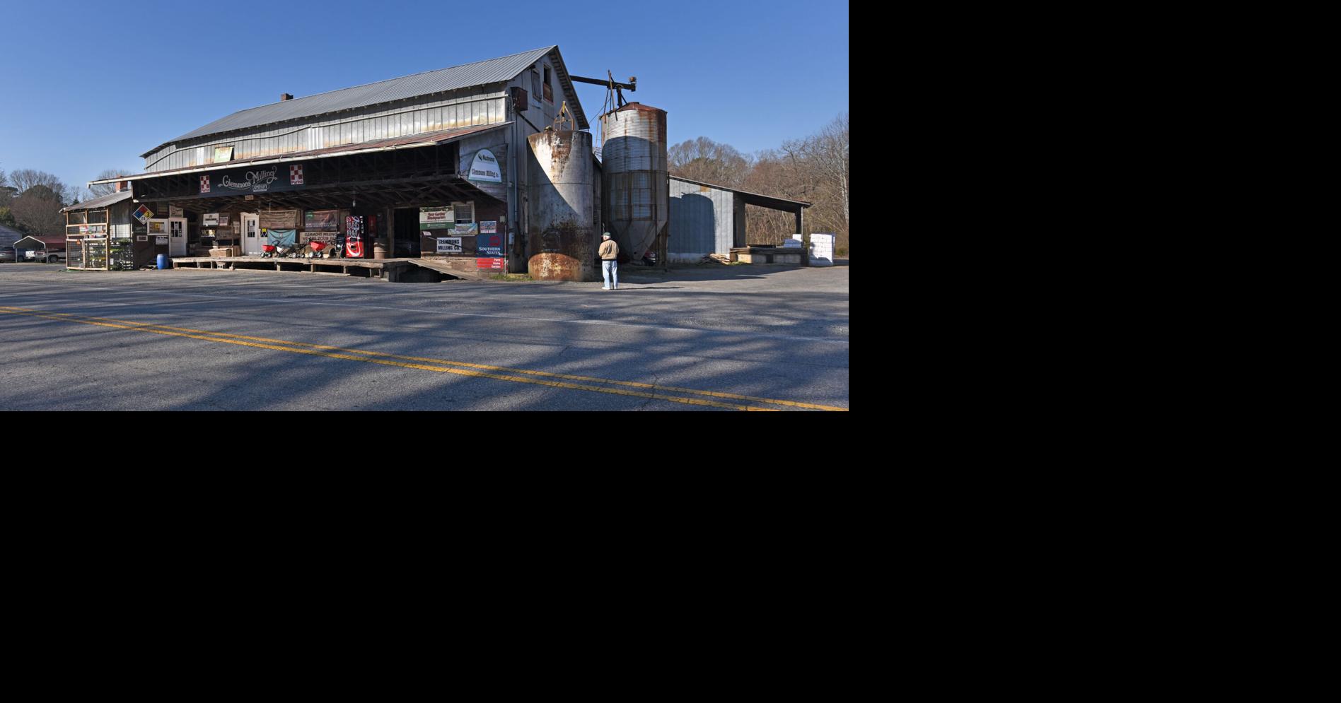 Clemmons Mill feeds your pets, livestock and curiosity.