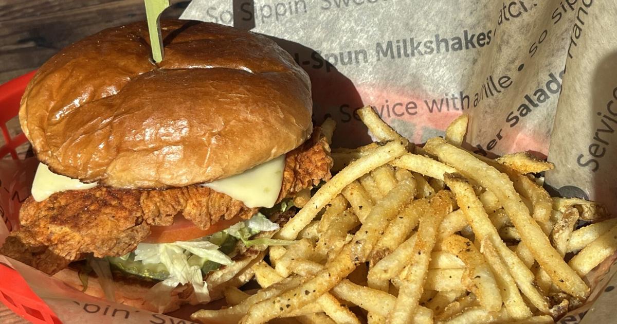 See the Video: Take a look inside this new burger/chicken spot