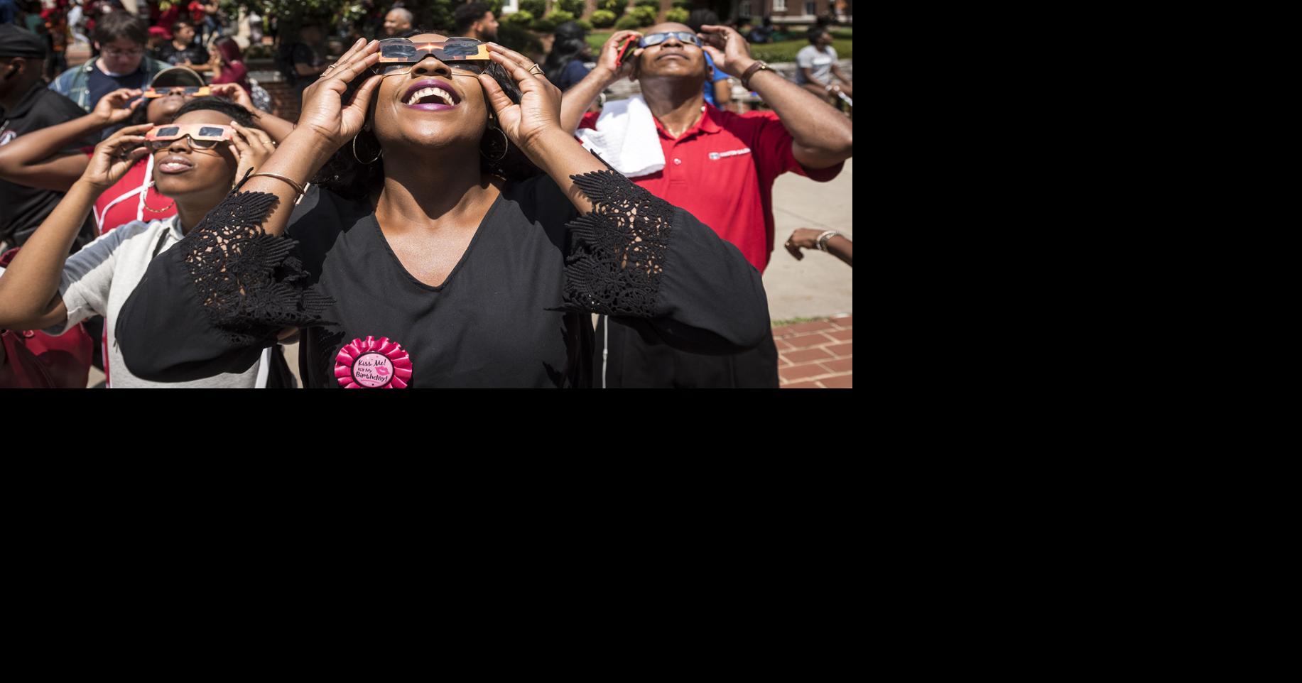 Thousands turn out to watch eclipse at WinstonSalem events