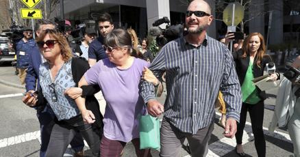 Leak suspect appears in court as US reveals case against him Leak suspect appears in court as US reveals case against him