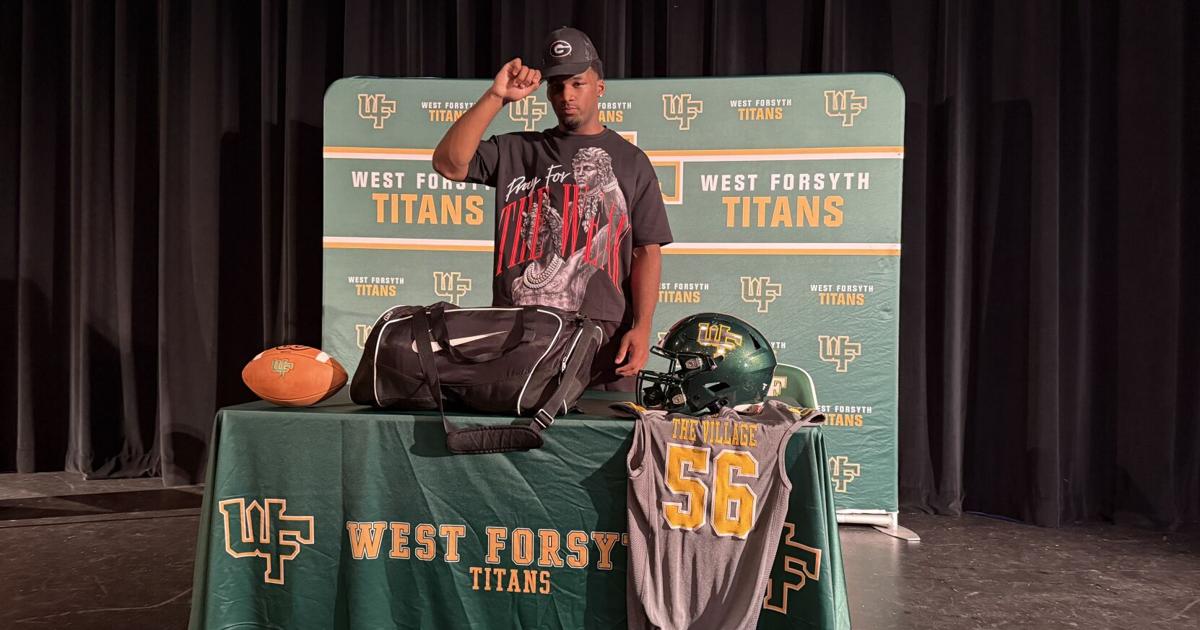 West Forsyth lineman PJ Dean commits to play at Georgia