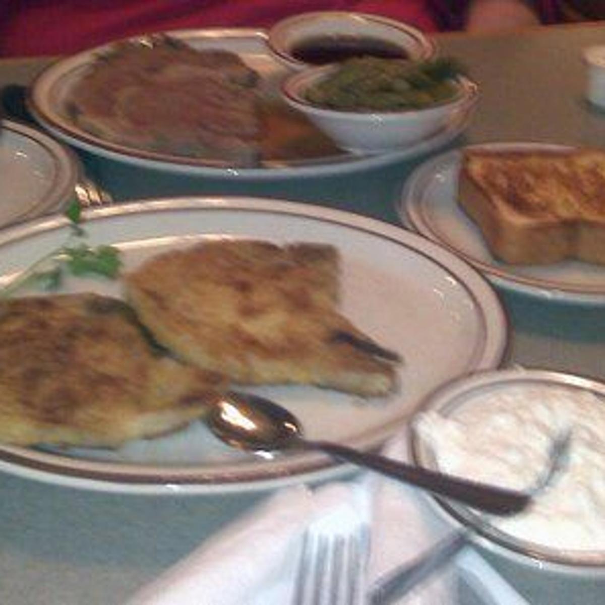 2 For 25 Cagney S Kitchen Dining Journalnow Com
