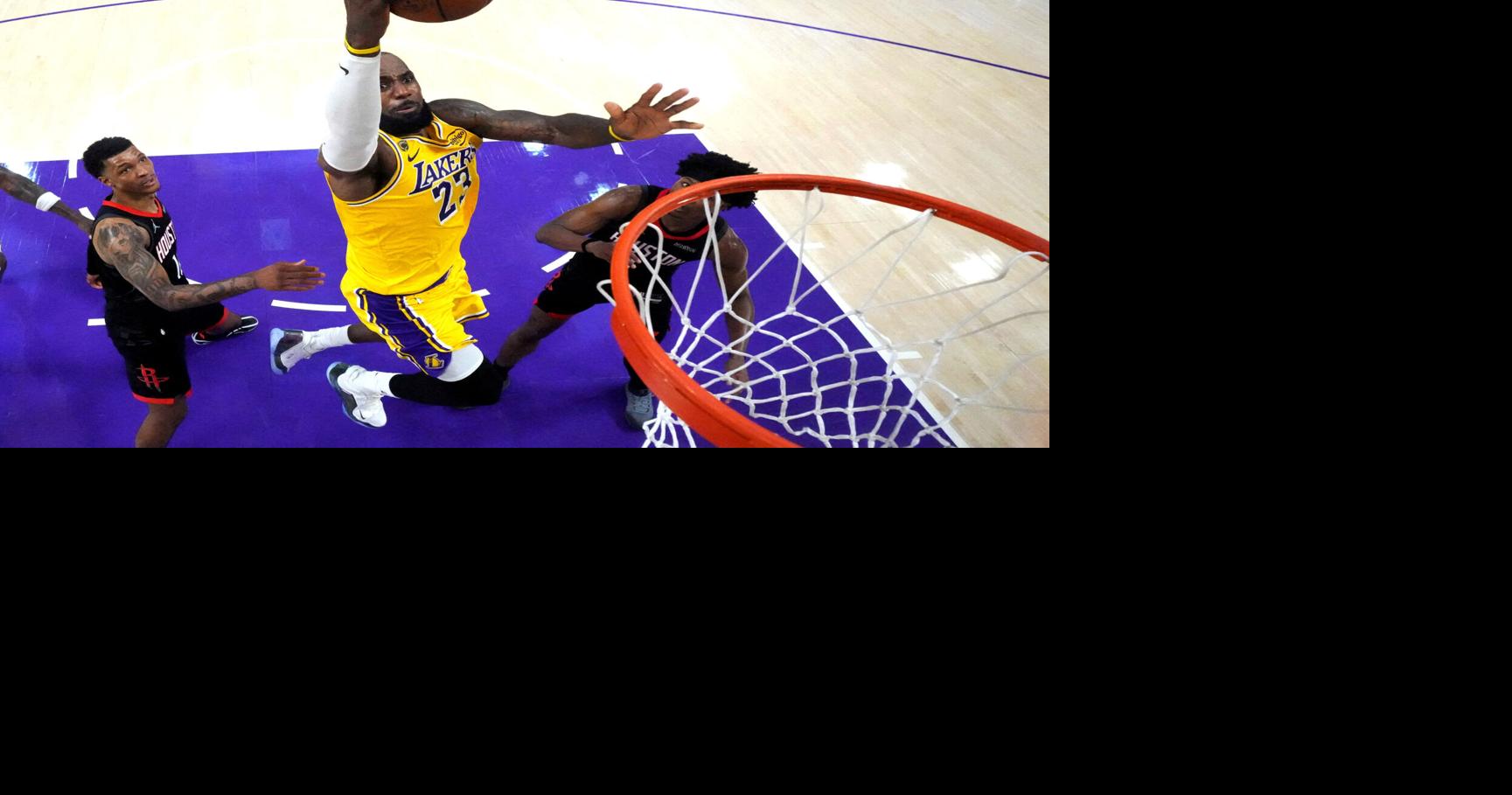 BASKETBALL-NBA/JAMES