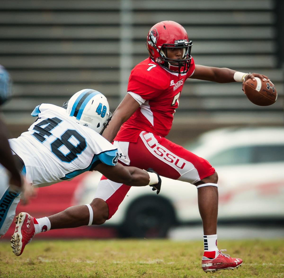 Wssu S Dominique Graves Hopes That Added Bulk Strength Will Make