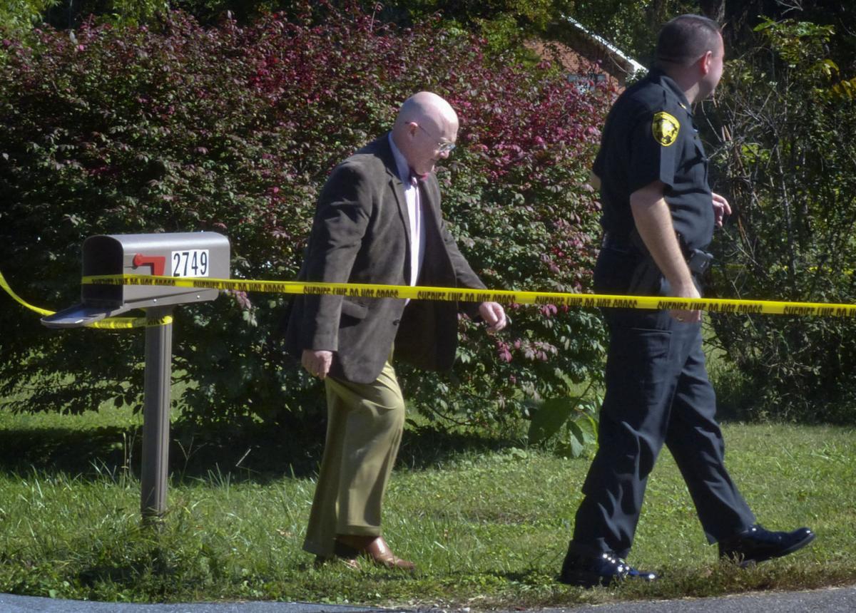 Bodies found in yard at Clemmons home