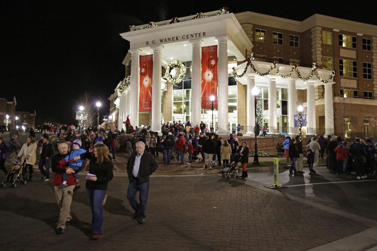 Hpu Christmas 2022 Hpu Brings Christmas To High Point | Z-No-Digital | Journalnow.com