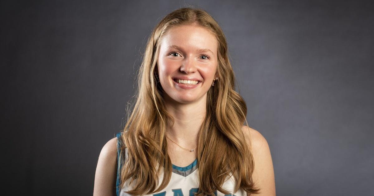 Grace Stapleton Grace Galyon out front for Reagan girls basketball team