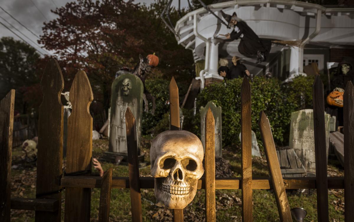 Final year for spooky Ardmore haunted house with 100 jackolanterns