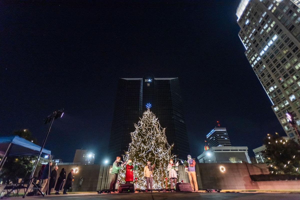 Photos Reverse Holiday Parade And Christmas Tree Lighting Galleries Journalnow Com