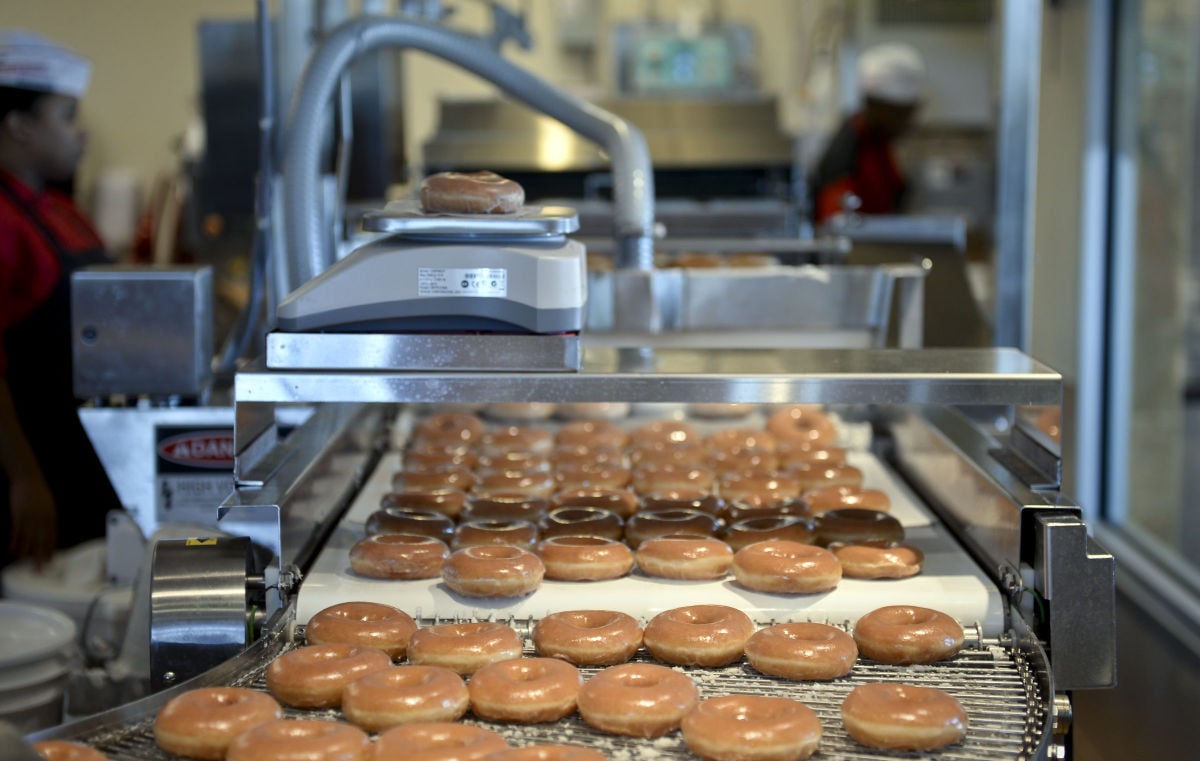 Krispy Kreme Popular Bakery Doughnut Shop T Shirt