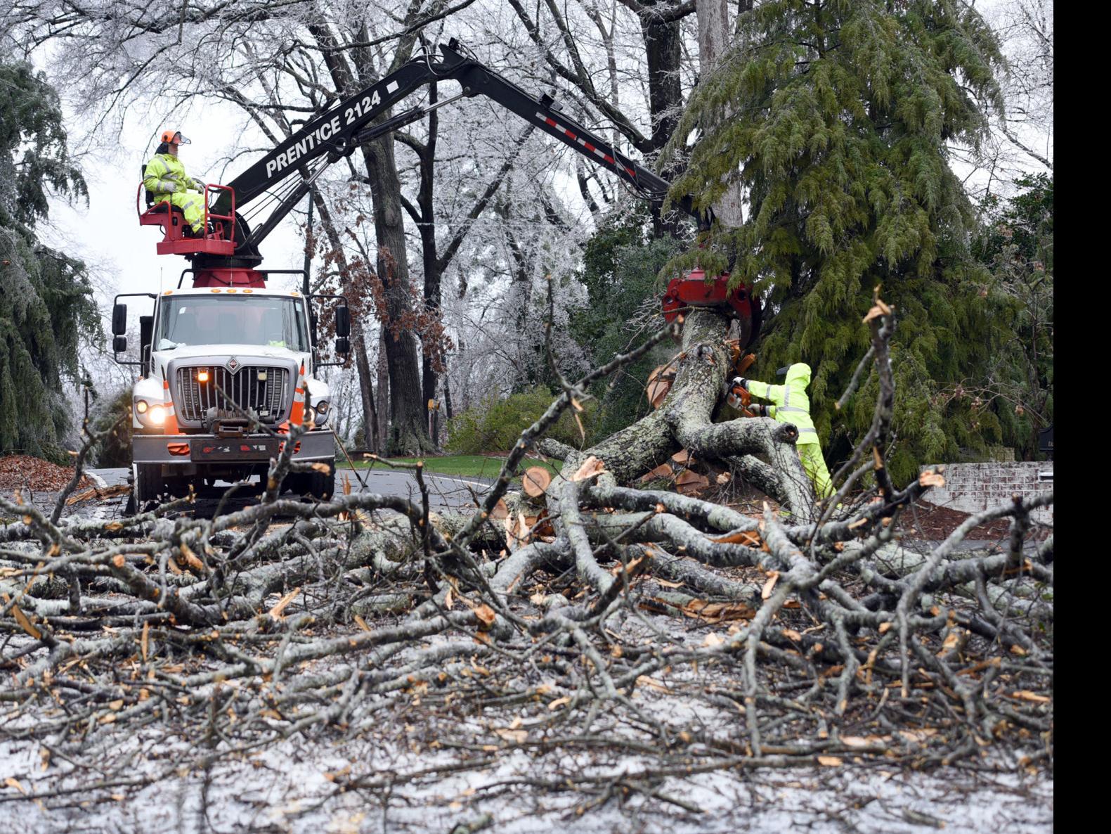 Ice Storm Leads To Power Outages Two Hour Delay For Winston Salem Forsyth County Schools Local News Journalnow Com